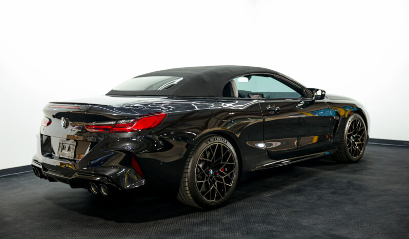 
								2022 BMW M8 Competition full									
