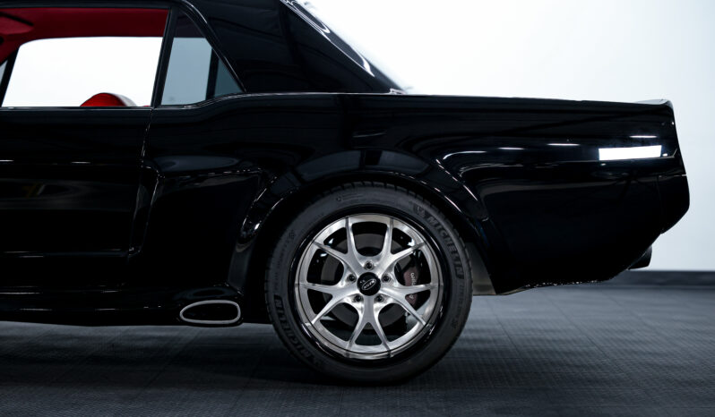 
								1965 Ford Mustang full									