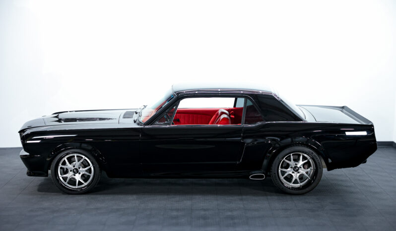 
								1965 Ford Mustang full									