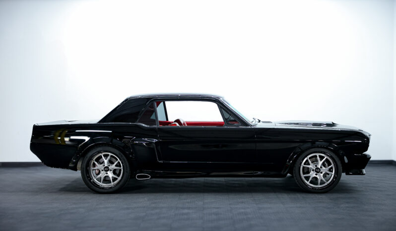 
								1965 Ford Mustang full									
