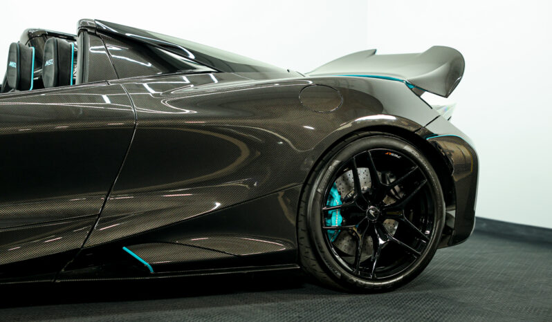 
								2022 McLaren 000-765LT full									