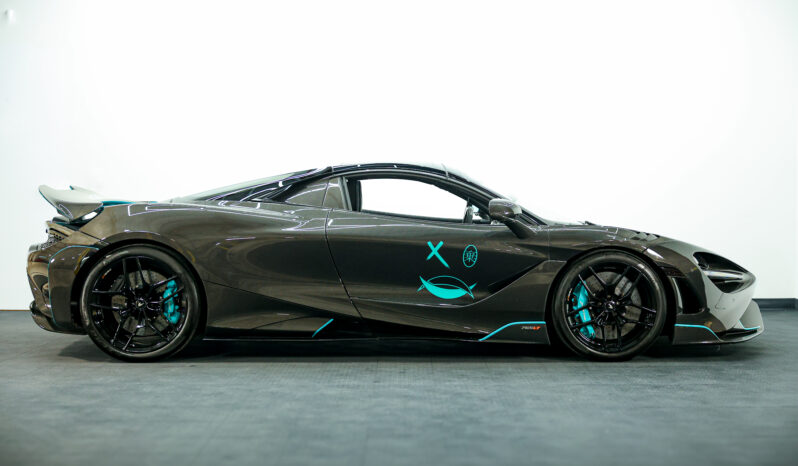 
								2022 McLaren 000-765LT full									