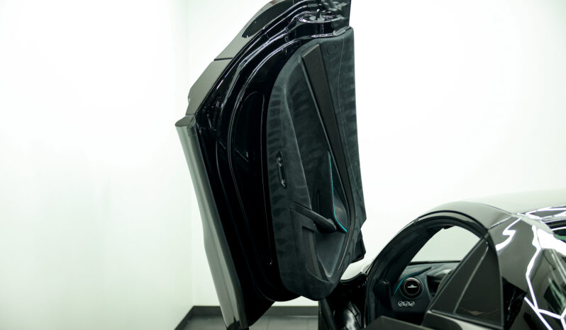 
								2022 McLaren 000-765LT full									