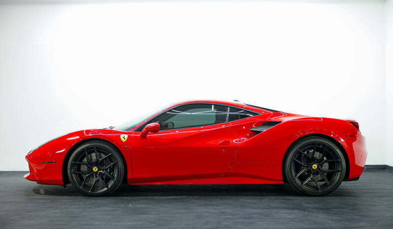 
								2017 Ferrari 488 GTB full									