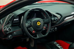 
										2017 Ferrari 488 GTB full									