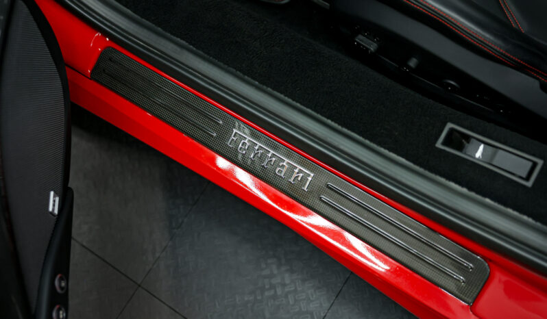 
								2017 Ferrari 488 GTB full									