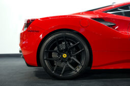 
										2017 Ferrari 488 GTB full									