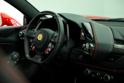 
										2017 Ferrari 488 GTB full									