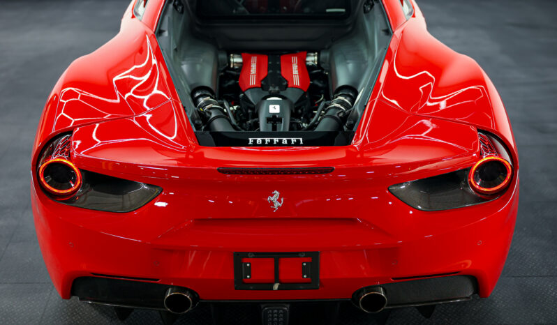 
								2017 Ferrari 488 GTB full									
