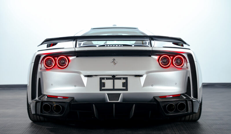 
								2019 Ferrari 812 Superfast N-largo full									