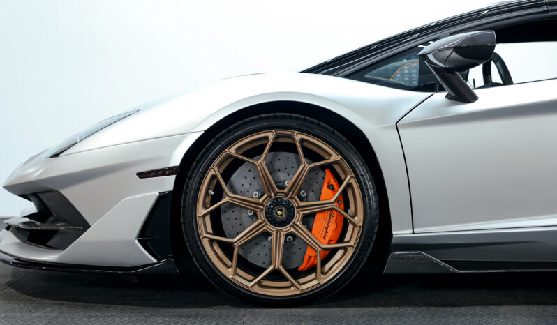 
								2021 Lamborghini SVJ full									