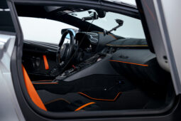 
										2021 Lamborghini SVJ full									