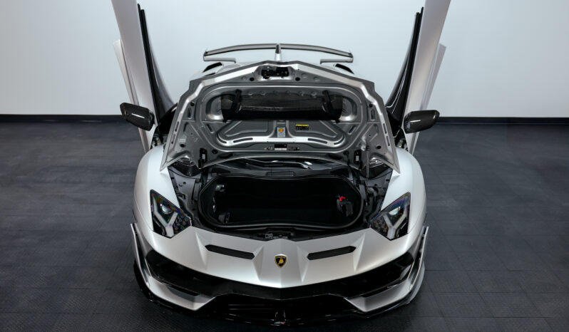 
								2021 Lamborghini SVJ full									