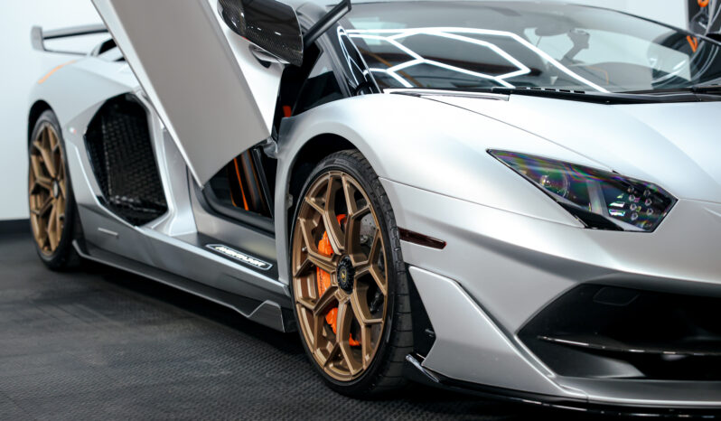 
								2021 Lamborghini SVJ full									