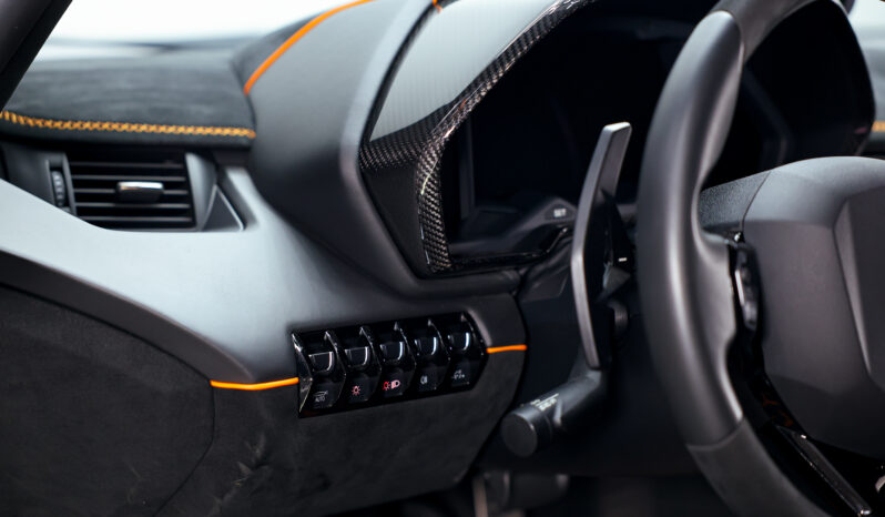 
								2021 Lamborghini SVJ full									