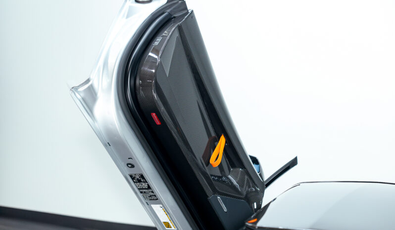 
								2021 Lamborghini SVJ full									