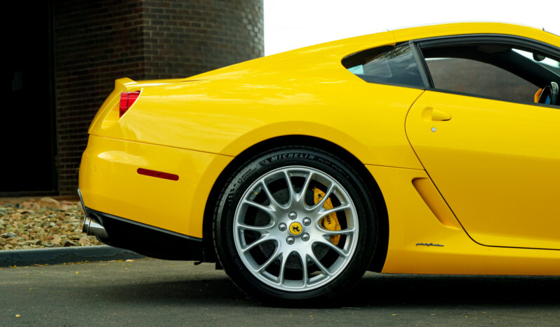 
								Ferrari 599 full									