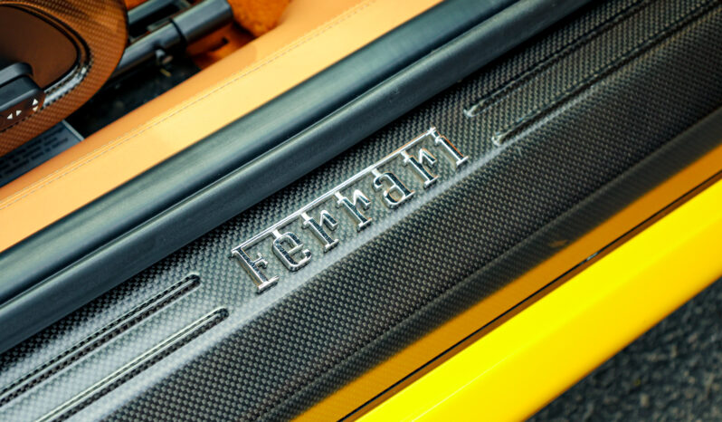 
								Ferrari 599 full									