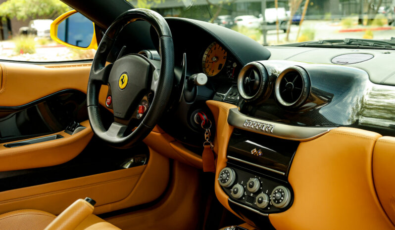 
								Ferrari 599 full									