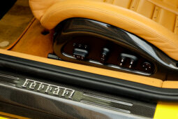 
										Ferrari 599 full									