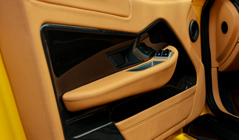 
								Ferrari 599 full									