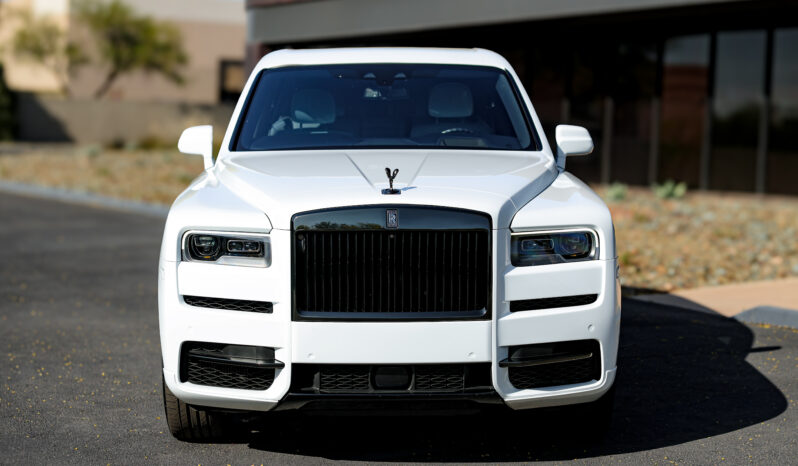 
								Rolls-Royce Cullinan 2021 full									