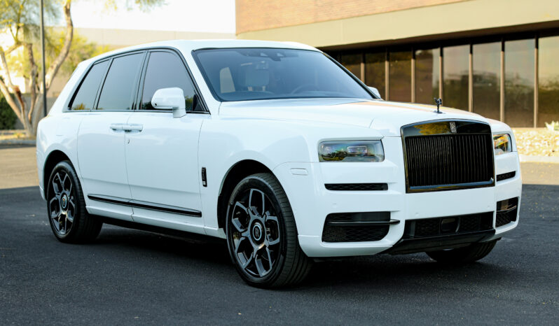 
								Rolls-Royce Cullinan 2021 full									