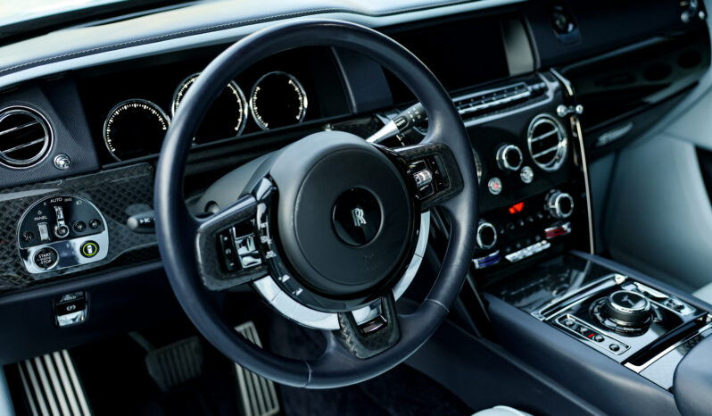 
								Rolls-Royce Cullinan 2021 full									