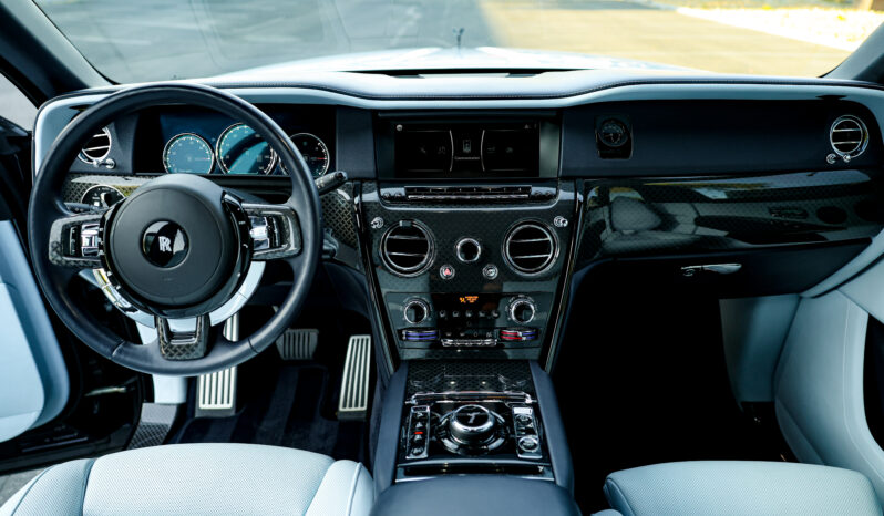 
								Rolls-Royce Cullinan 2021 full									