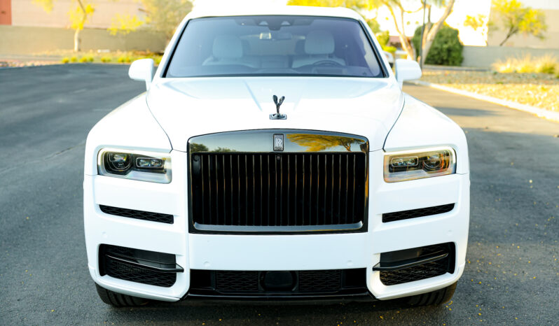 
								Rolls-Royce Cullinan 2021 full									