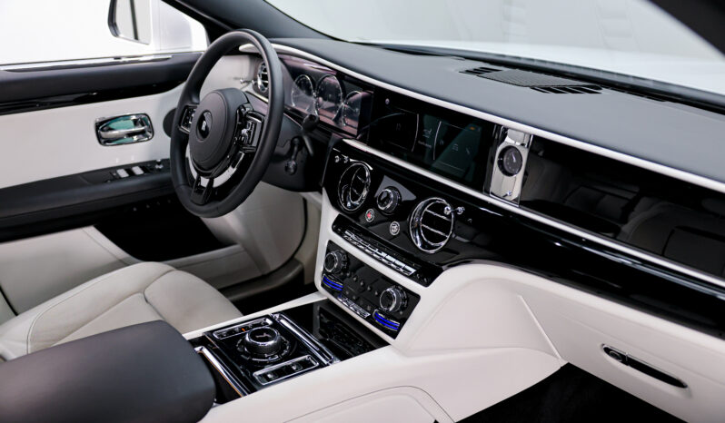 
								2023 Rolls Royce Ghost full									