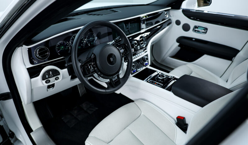 
								2023 Rolls Royce Ghost full									