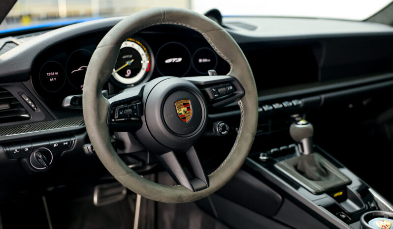 
								Porsche 911 2022 full									