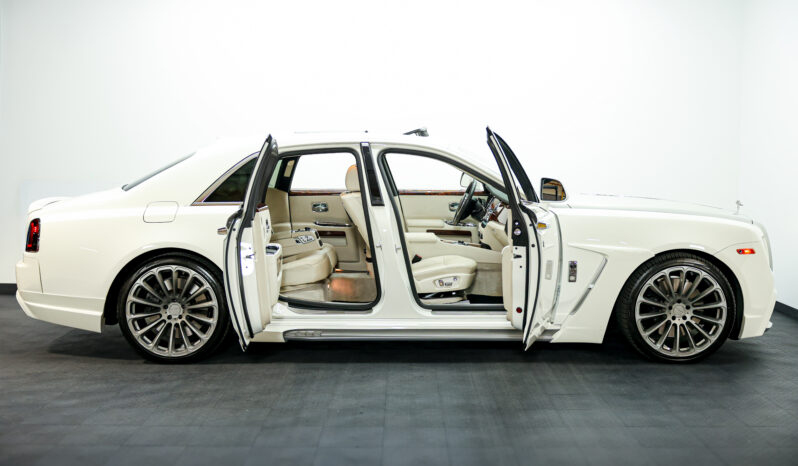 
								Rolls-Royce Ghost 2013 full									
