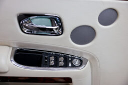 
										Rolls-Royce Ghost 2013 full									