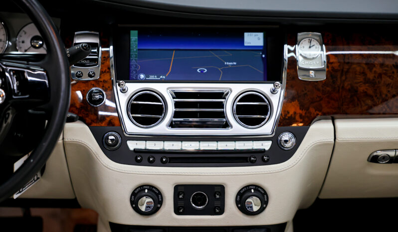 
								Rolls-Royce Ghost 2013 full									