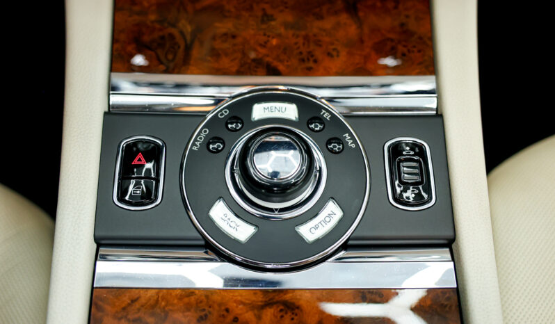 
								Rolls-Royce Ghost 2013 full									