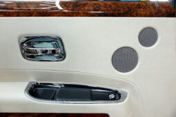 
										Rolls-Royce Ghost 2013 full									