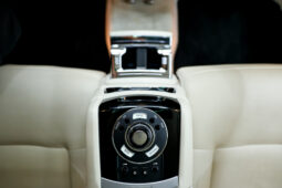 
										Rolls-Royce Ghost 2013 full									