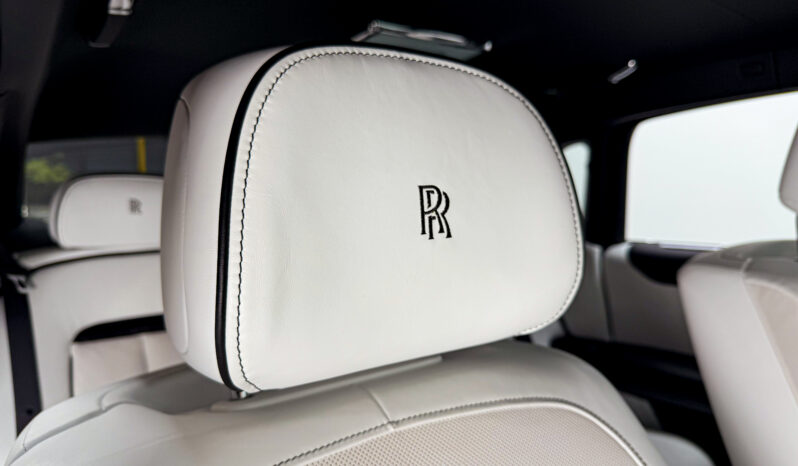 
								Rolls-Royce Ghost 2023 full									
