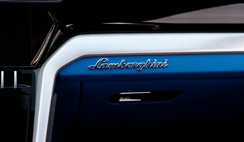 
								2021 Lamborghini Urus full									