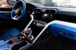 
										2021 Lamborghini Urus full									