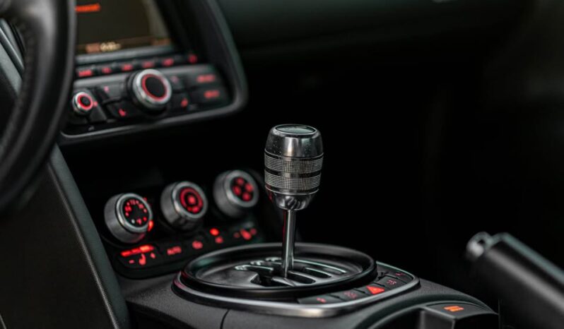 
								2012 Audi R8 full									