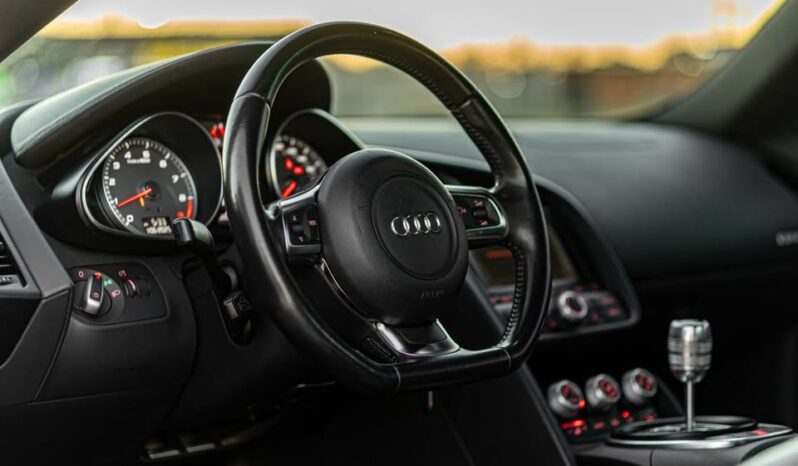 
								2012 Audi R8 full									