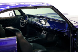 
										Pontiac Bonneville full									