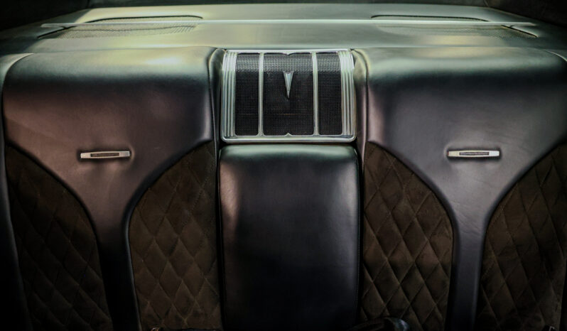 
								Pontiac Bonneville full									