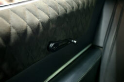 
										Pontiac Bonneville full									