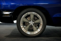 
										Pontiac Bonneville full									