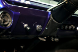 
										Pontiac Bonneville full									