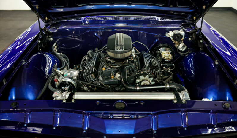 
								Pontiac Bonneville full									